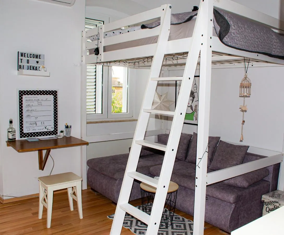 Studio Apartment Kontiki Rijeka