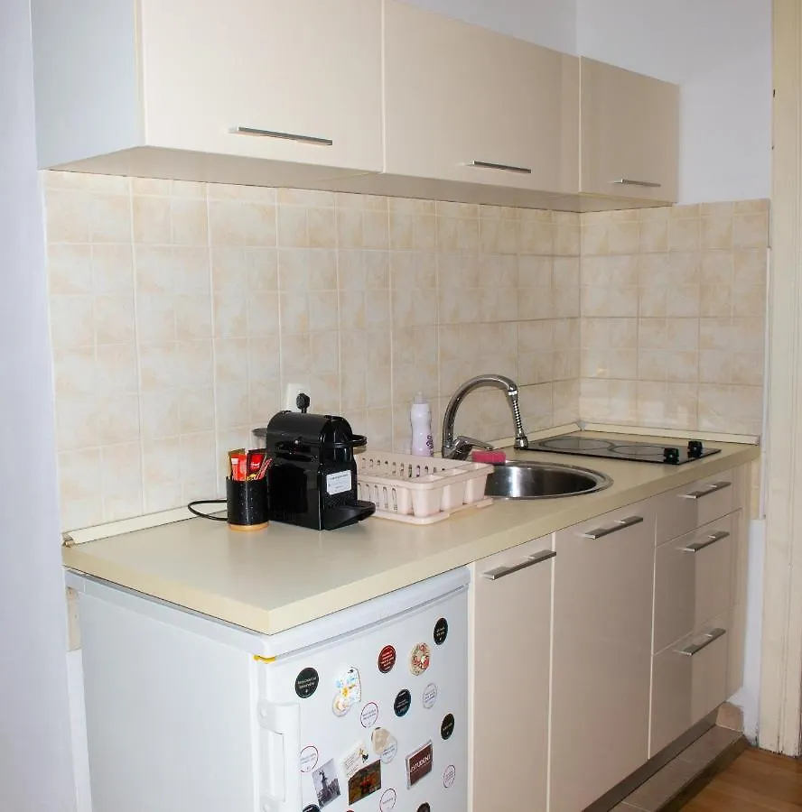 Studio Apartment Kontiki Rijeka Croatia